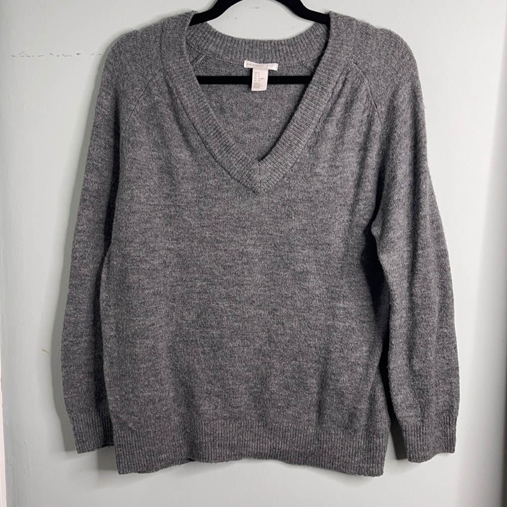 H&M - gray knit sweater oversized